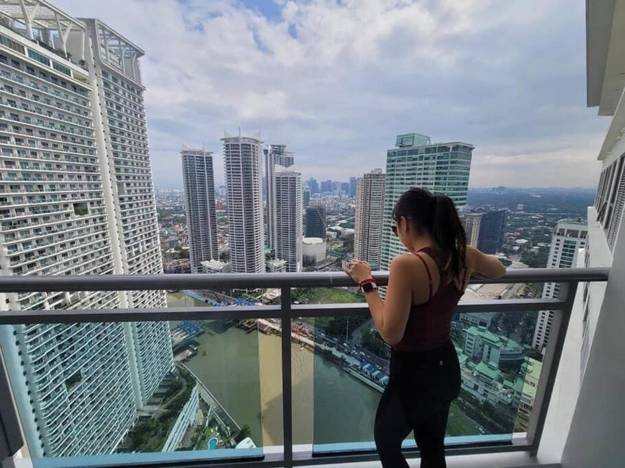 2 Bedroom Executive Suite Under New Management Manila Esterno foto