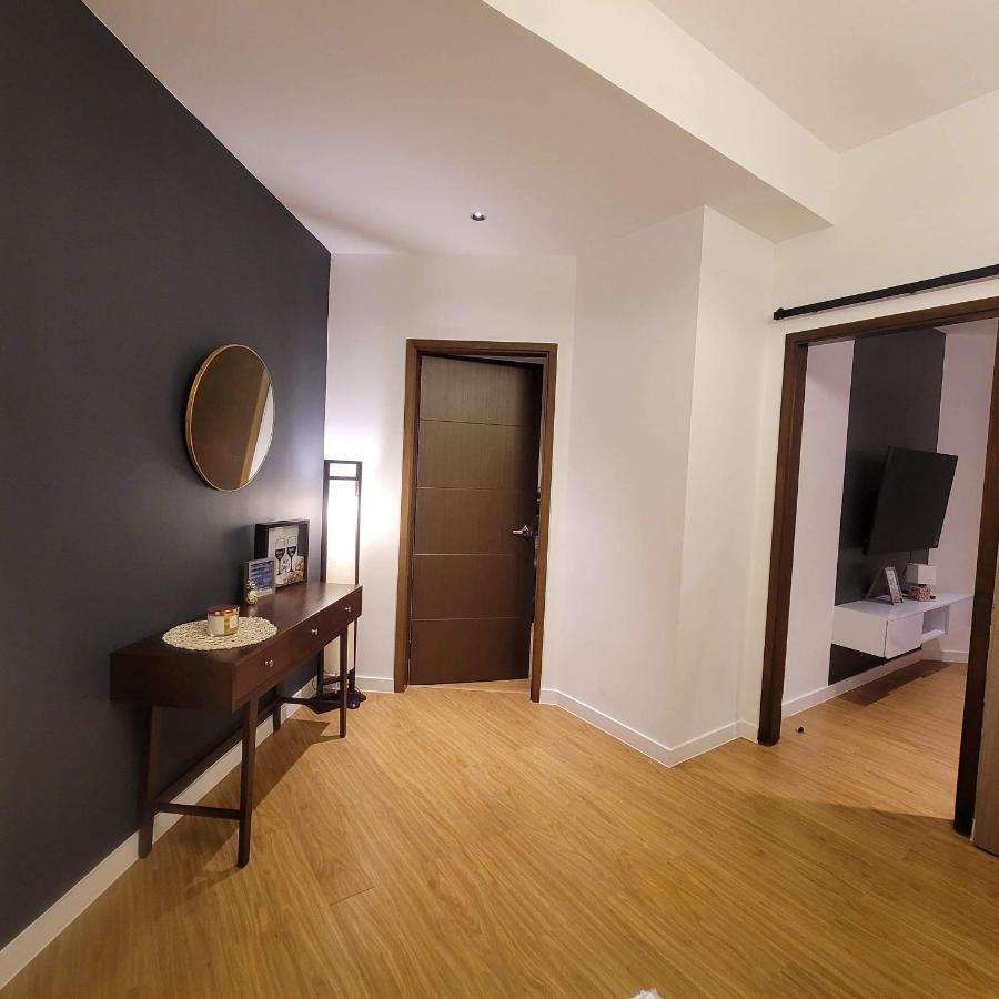2 Bedroom Executive Suite Under New Management Manila Esterno foto