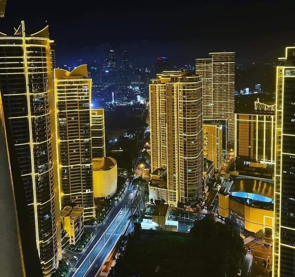2 Bedroom Executive Suite Under New Management Manila Esterno foto