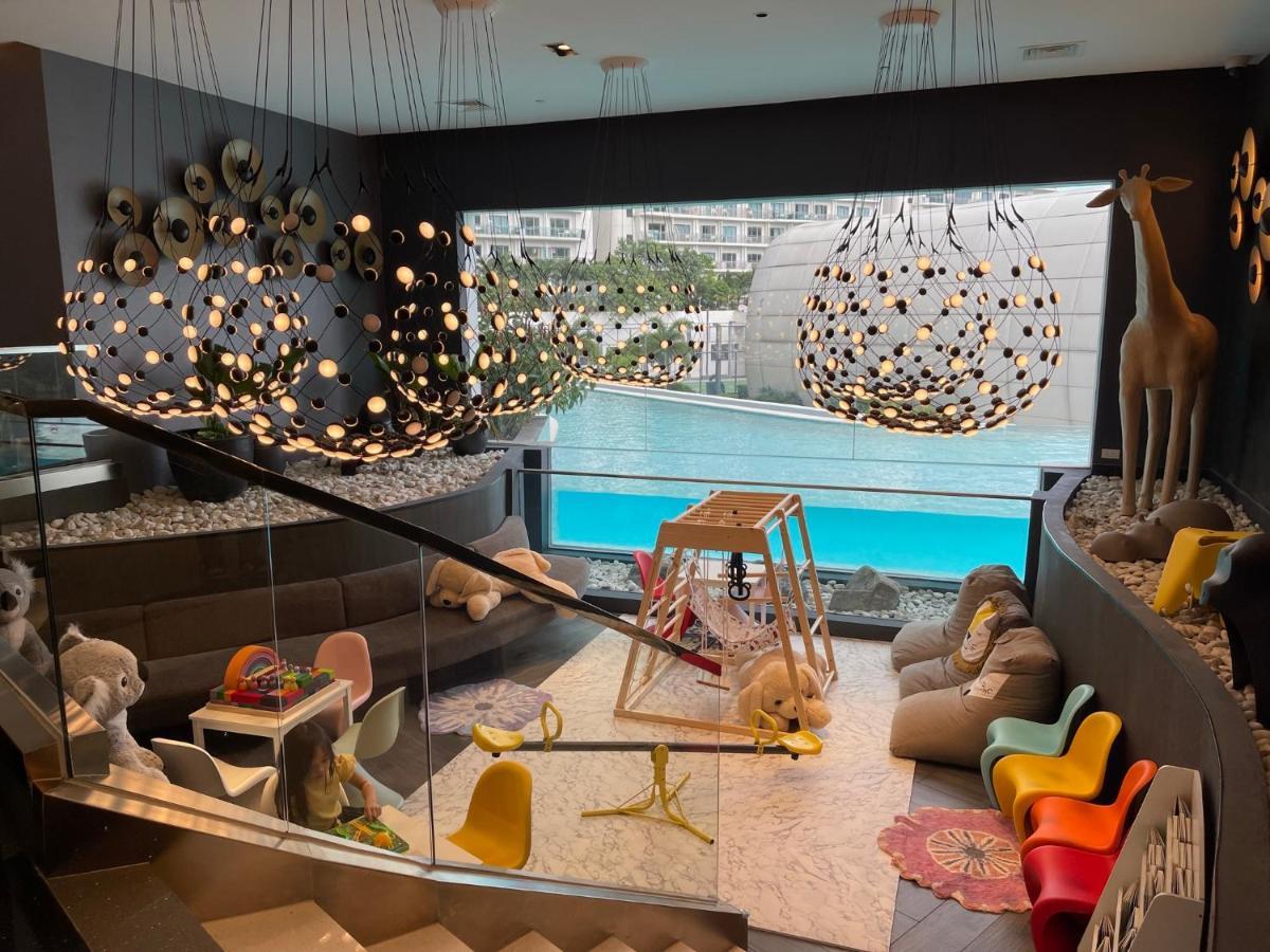 2 Bedroom Executive Suite Under New Management Manila Esterno foto